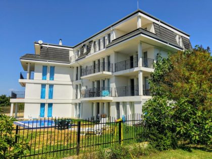 15 units apartment building with pool and views in Byala, Varna