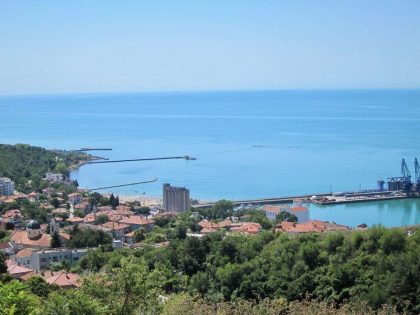 House in Balchik with stunning sew views, 2/3 bed, 2 bath