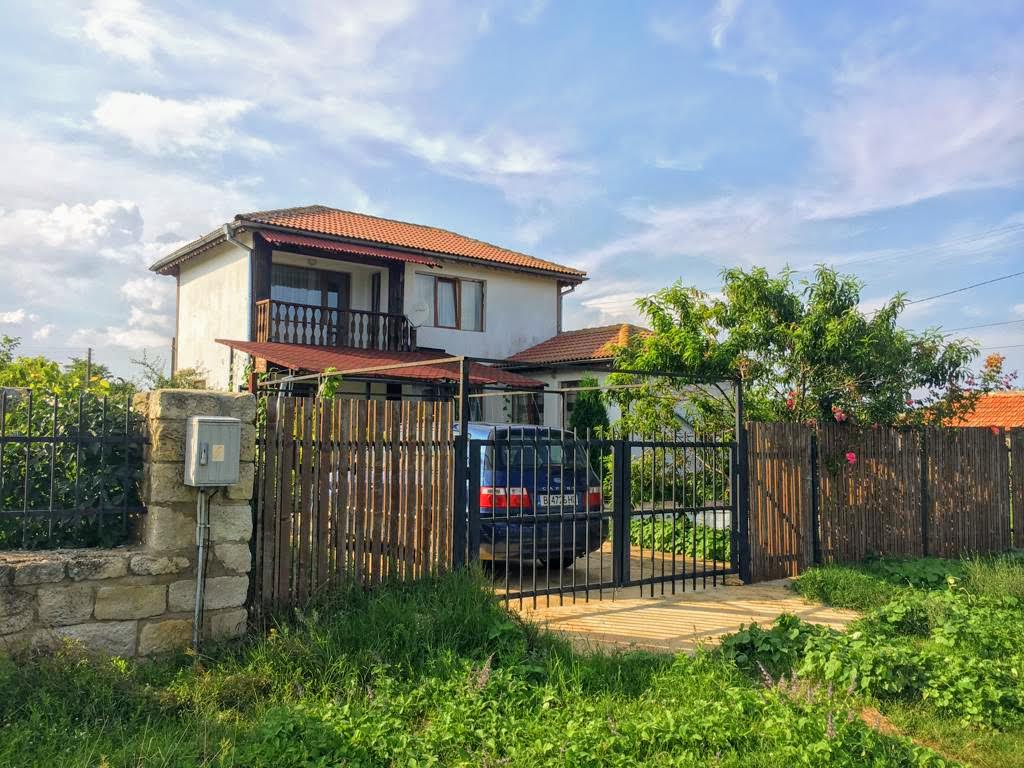 Excellent 3bed house with pool & sauna near Varna, 5km to sandy