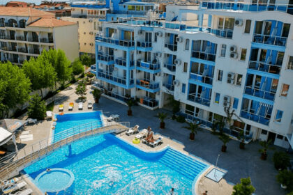 Large 2-bed apartment in Odissey, Nessebar – 5min to beach
