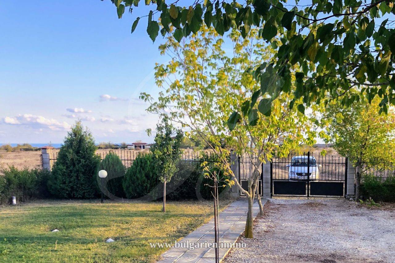 Bargain 3story 4bed house with fantastic