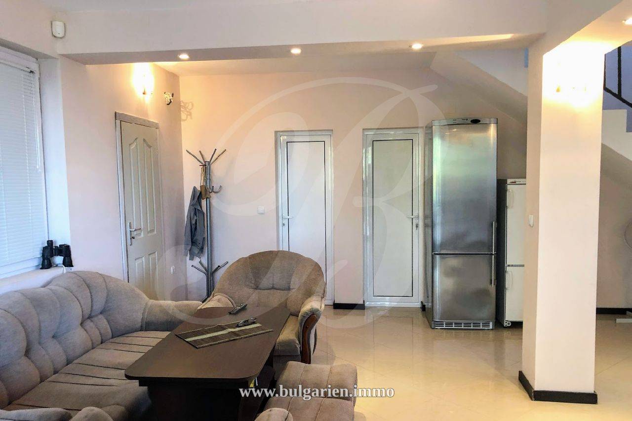 Bargain 3story 4bed house with fantastic