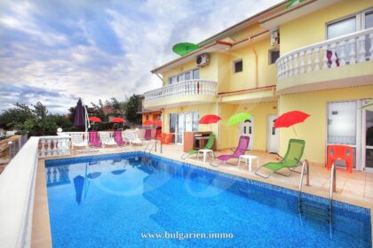 6-bed hilltop villa with stunning sea views – Albena