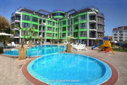 Bargain: Affordable apartment right by the beach in Ravda – Laguna Beach