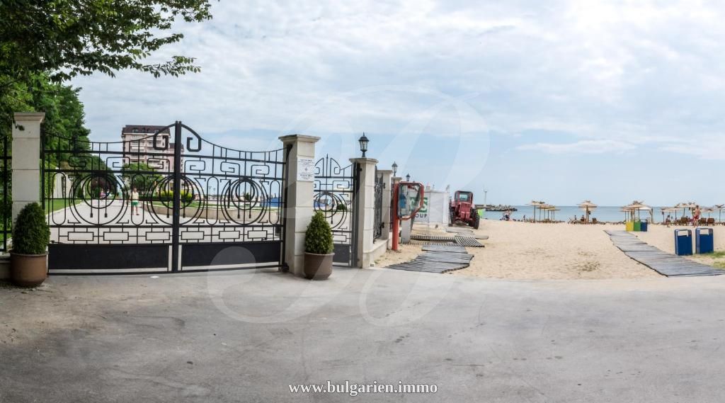 Seafront apartment in Varna, Sunny Day Port Palace * Sold