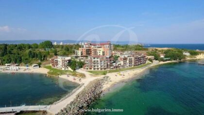 Beachfront 2-bed property in Nessebar with amazing sea-view