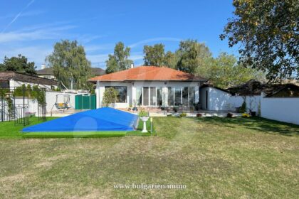 3 bedroom house with pool in the best village by the coast