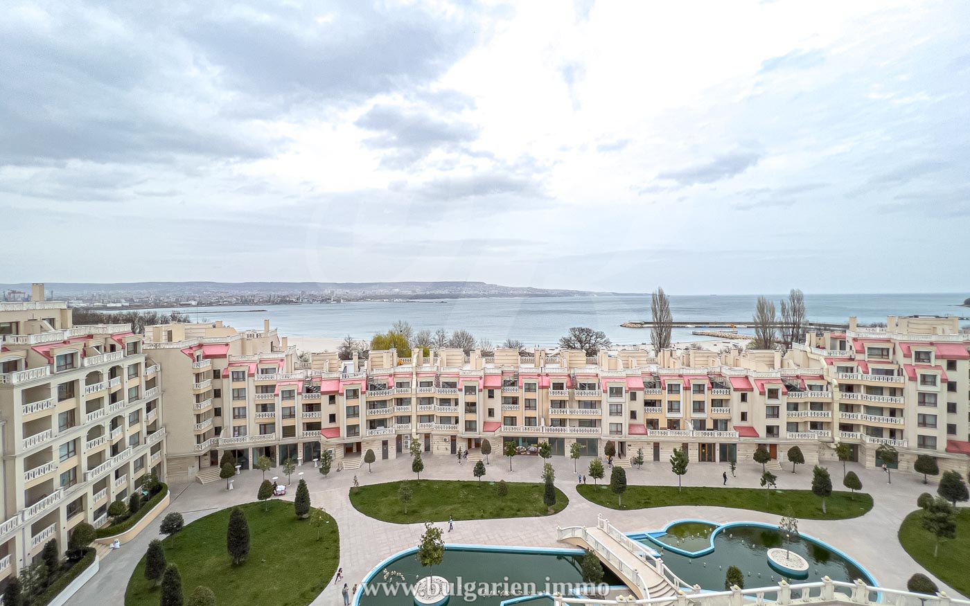 2bed apartment by the beach in Varna South Bay