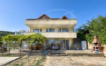 House with sea-view on the outskirts of Balchik