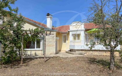 Large stone house with 2050 sq.m. garden and views  * Reserved *