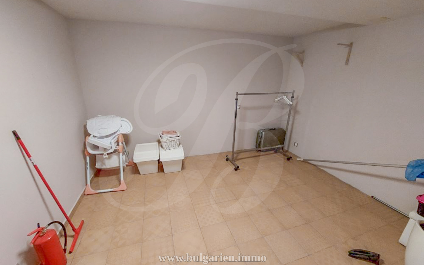 Villa with seaview in a gated community by the beach