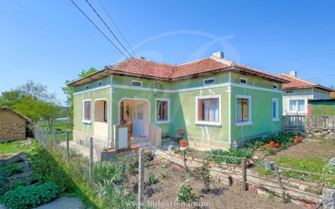Charming property in Kardam with rural appeal and easy access to the sea