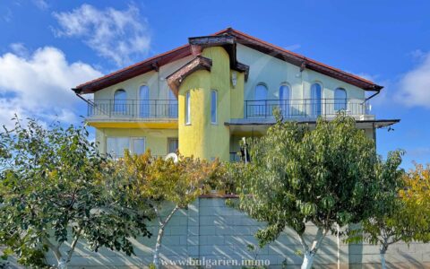 Expansive 3 story house overlooking the Black Sea